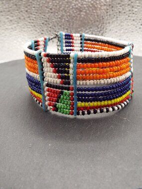 VINTAGE MAASAI AFRICAN MULTICOLOR GLASS SEED BEAD DESIGN BRACELET A